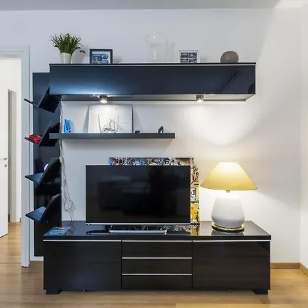Cozy & Comfy In Navigli Area *