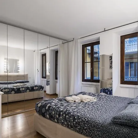 Διαμέρισμα Cozy & Comfy In Navigli Area Μιλάνο