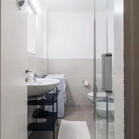 Διαμέρισμα Cozy & Comfy In Navigli Area *